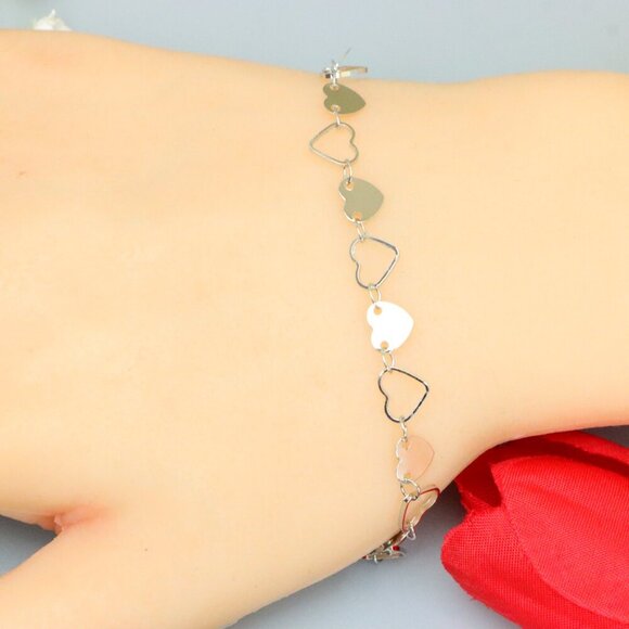 "Elegant & Trendy Bracelet, A Perfect Gift for Women, Thoughtful, EVCH1689 - Picture 10 of 10